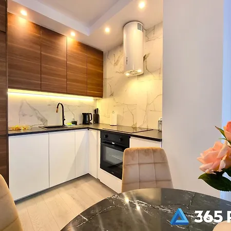 365pam - Gold アパート *